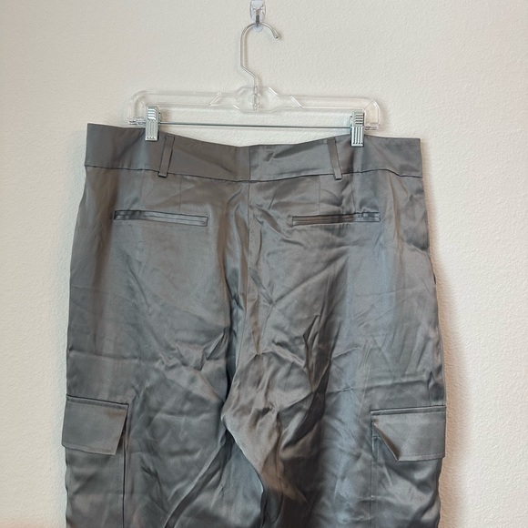 Vintage Y2K Banana Republic Silk Cargo Tie Ankle Pants - Picture 9 of 11